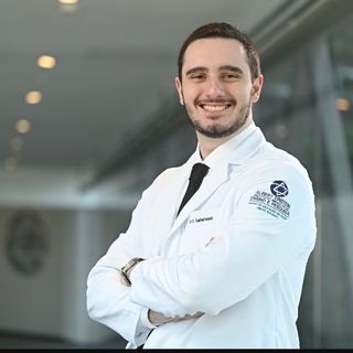 Dr. Enzzo De Almeida Gallafassi