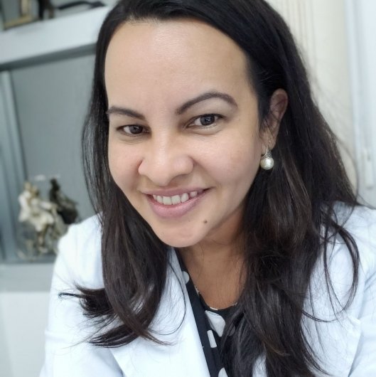 Dra. Elene Santos