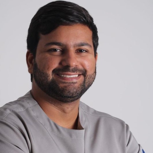 Dr. Diego Maia
