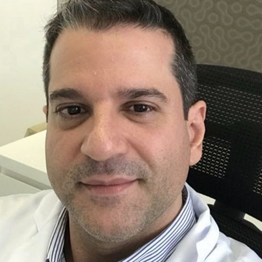 Dr. William Luciano de Carvalho