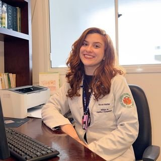 Dra. Nicole Mattar