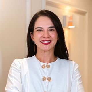 Dra. Bruna Côrtes Rodrigues