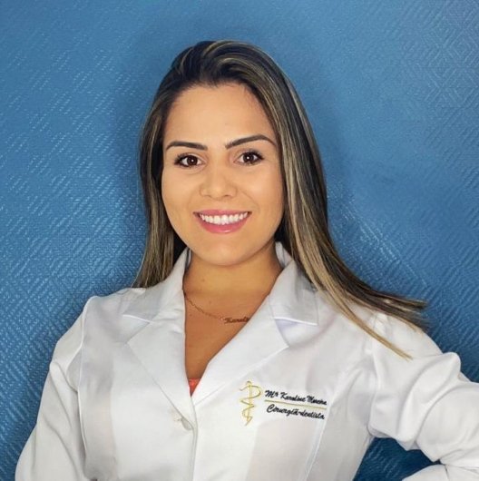 Dra. Karoline Moreira
