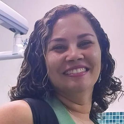 Dra. Aline Bezerra Soares