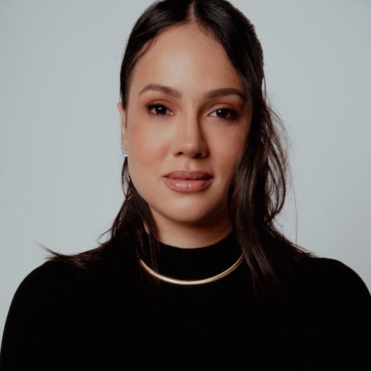 Dra. Larissa Borges