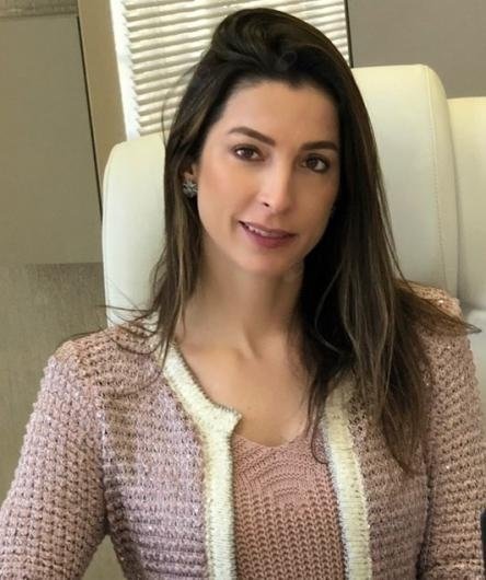 Dra. Lorena de Araujo Abreu