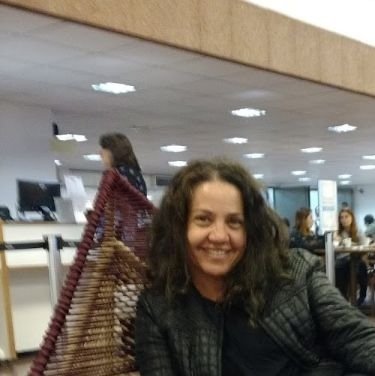 CLEIA ALVES DE CASTRO