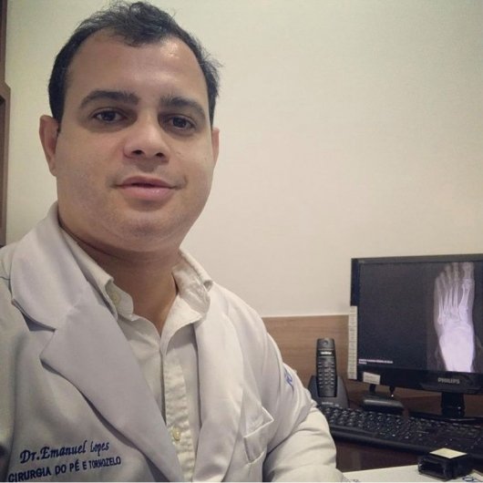 Dr. Emanuel Leite Lopes