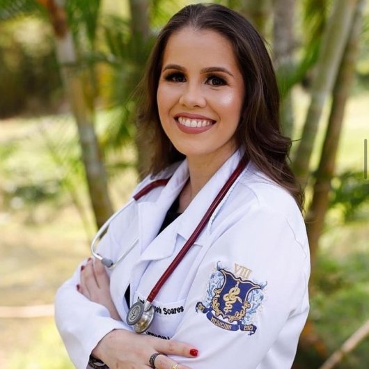 Dra. Camila Garcete Soares