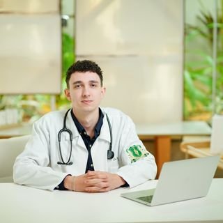 Dr. Gabriel Machado Souto Padron