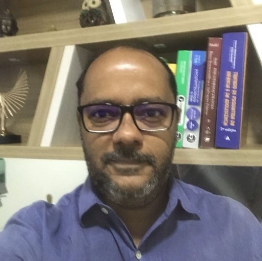 Dr. Roney Cleber Santos Silva