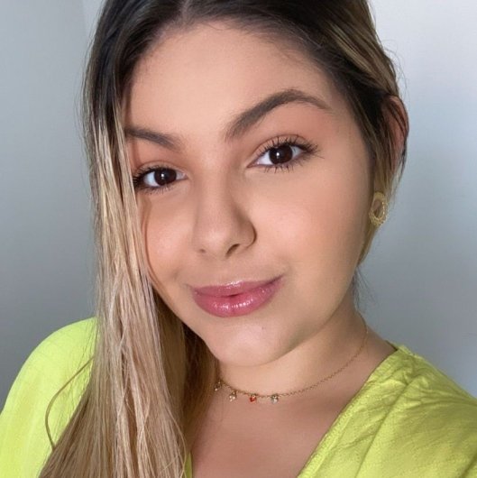 Luana Mariano