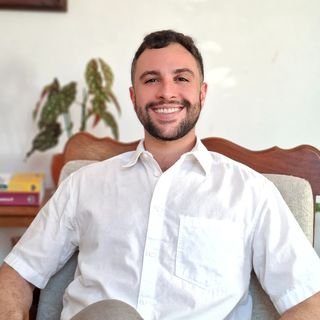 Murilo Comparoni