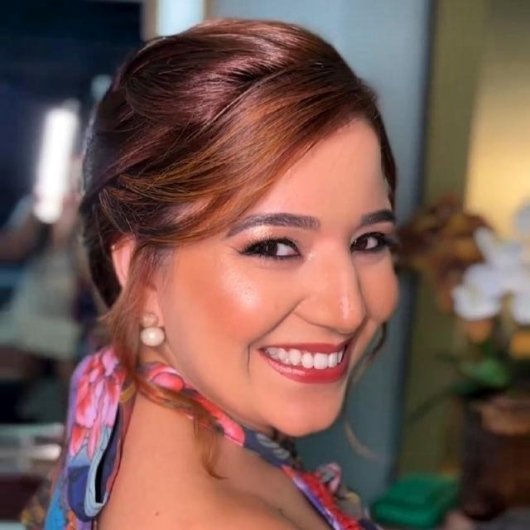Dra. Renata Ferro