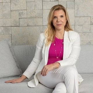 Dra. Claudia Koch