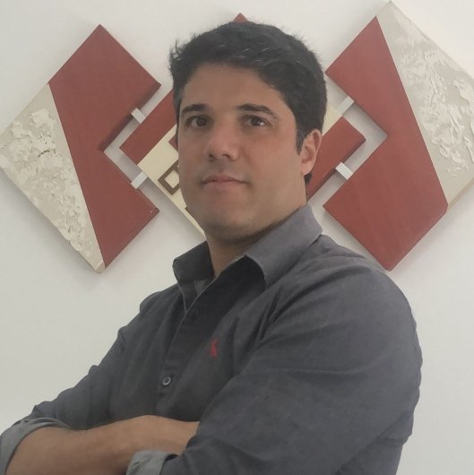 Dr. Maurício Nunes