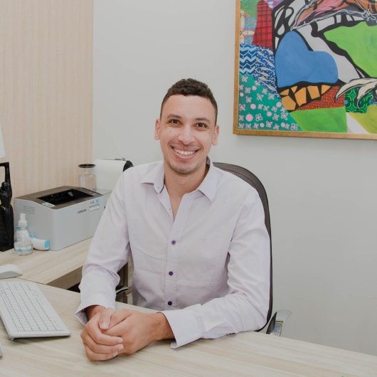 Dr. Thales Silva