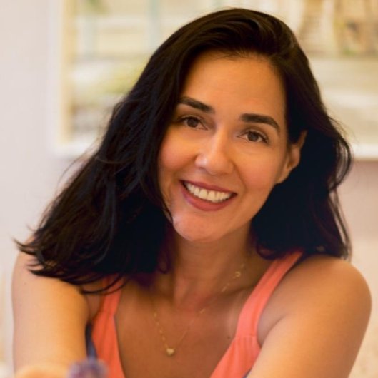 karine de Almeida Reis