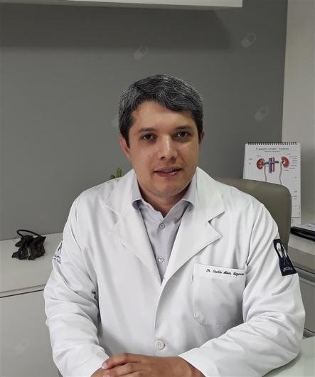 Dr. Eraldo Alves Bezerra Júnior