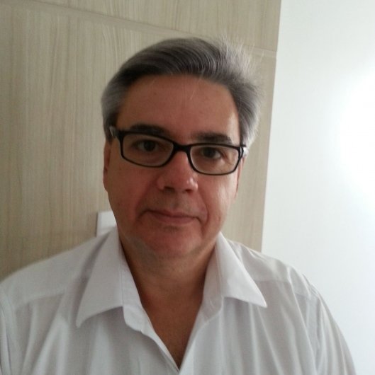 Dr. Eduardo Garrido Martinelli