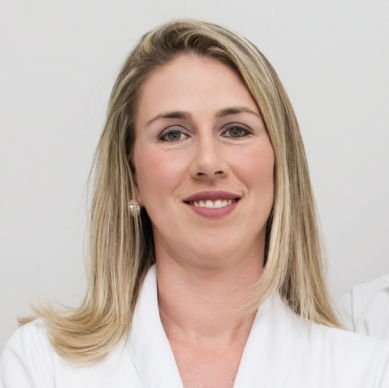 Dra. Ana Paula Thomé Silva Santiago