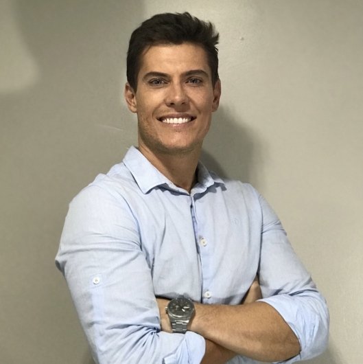 Dr. Renan Dickel