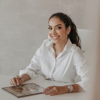 Dra. Amanda Carvalho dos Santos