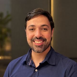 Dr. André Ferro