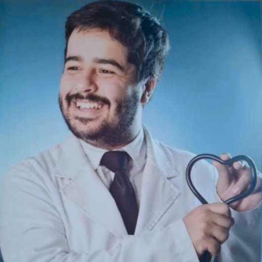 Dr. Henrique Santiago França