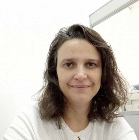 Simone Teixeira de Souza Tresinari