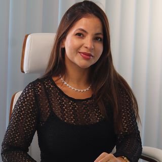 Dra. Mayara Feijó