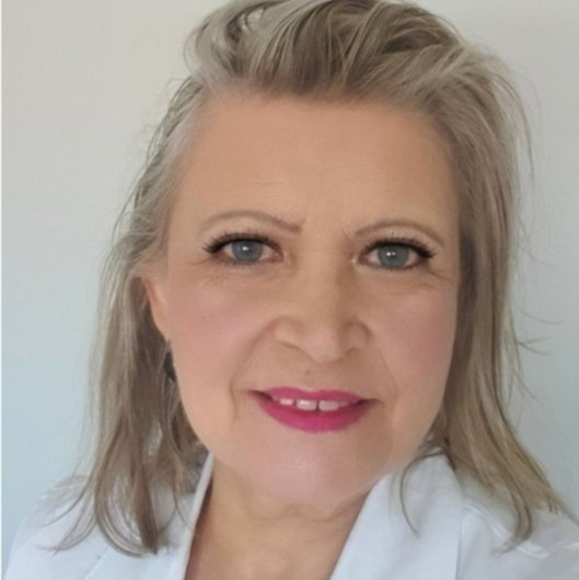 Dra. Cecile D Avila Moraes