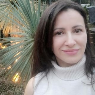 Dra. Karen Cristina da Cruz Grossi