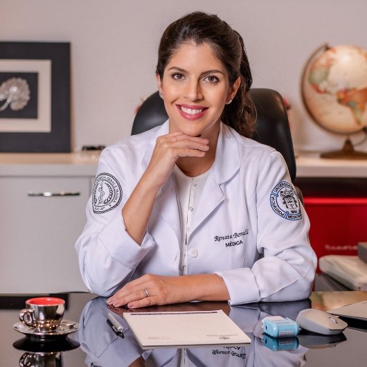 Dra. Renata Boralli Tavares de Lima