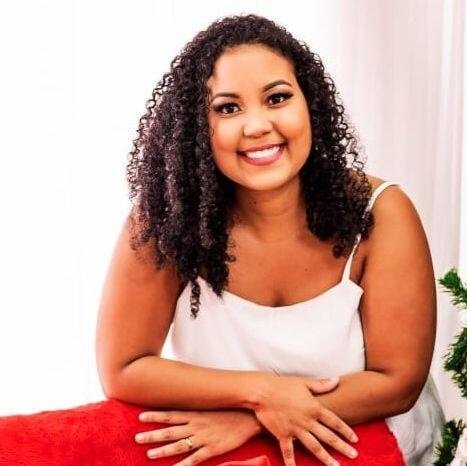 Dra. Rayane Oliveira