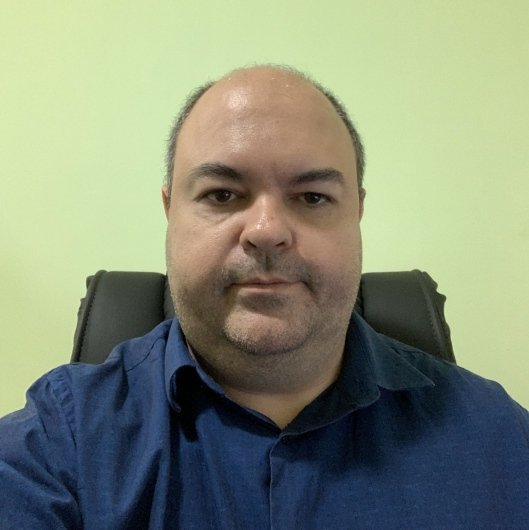 Dr. Carlos Augusto Silva Xavier Araujo