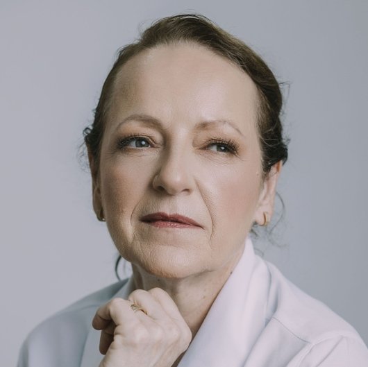 Dra. Nina Jurgenson Riera De Barros Lima