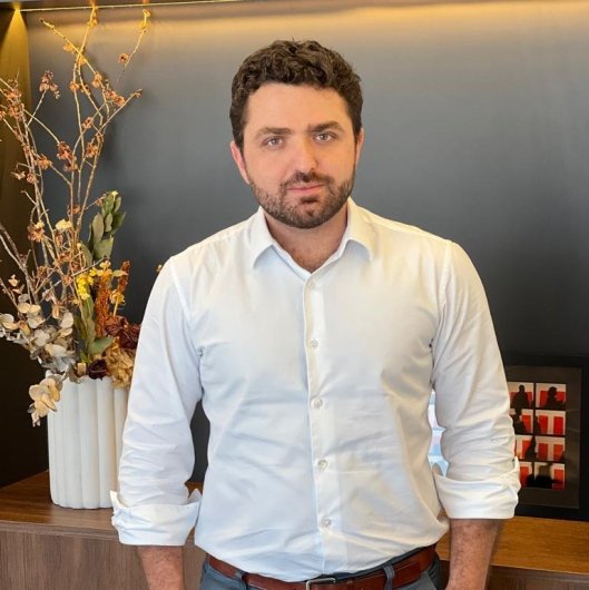 Dr. Carlos Américo Marquesi