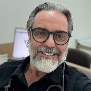 Dr. Victor Ricardo Ciaco de Carvalho