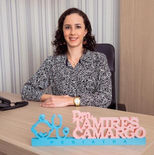Dra. Tamires Camargo