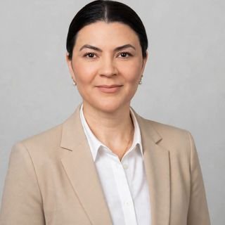 Dra. Maria Solidade Silva