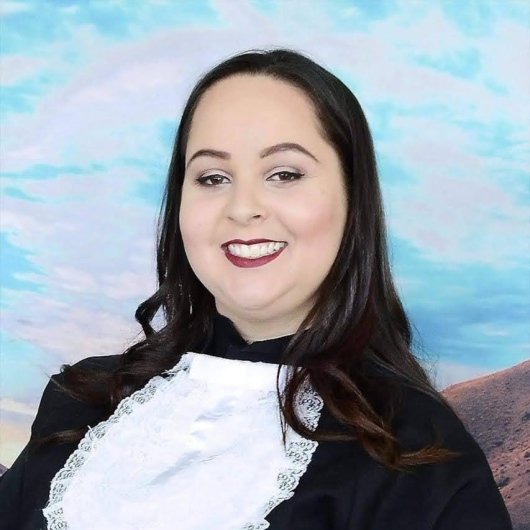 Dra. Késsia Borges
