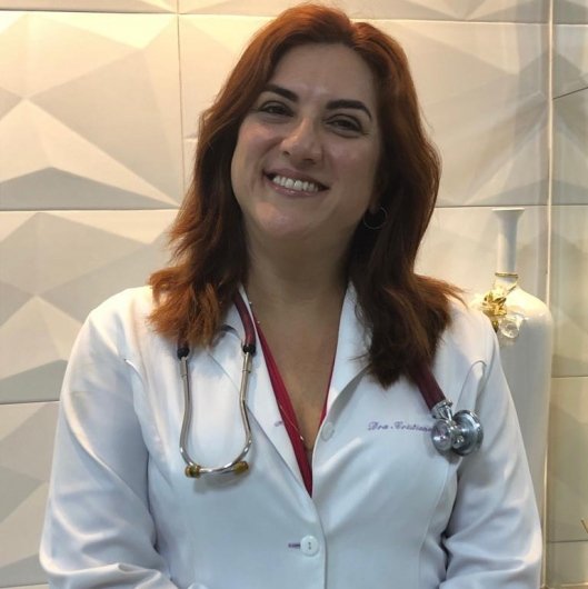 Dra. Cristiane Amaral Spindola