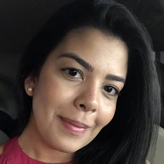 Cecília Cruz