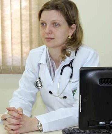 Dra. Janaína Lessmann Reis