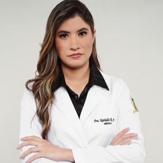 Dra. Nathalia Rodovalho Gomes