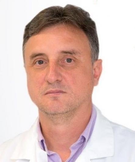 Dr. Mario Kuhn Adames
