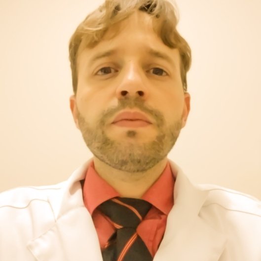 Dr. Fernando Pessuti