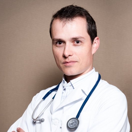 Dr. Dhiancarlo Geiser
