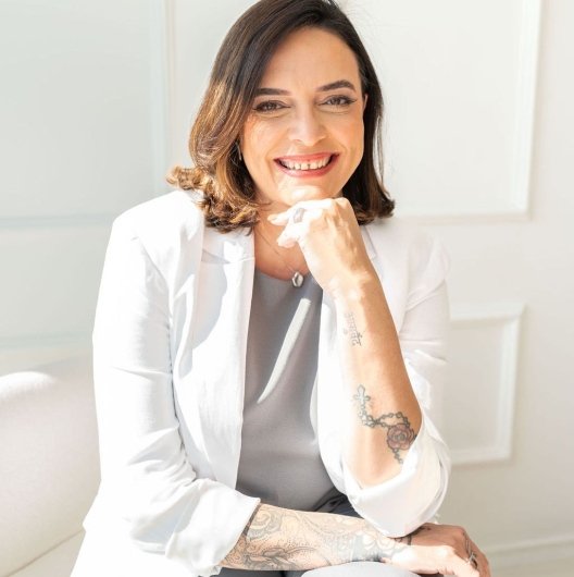 Dra. Marcele Raposo